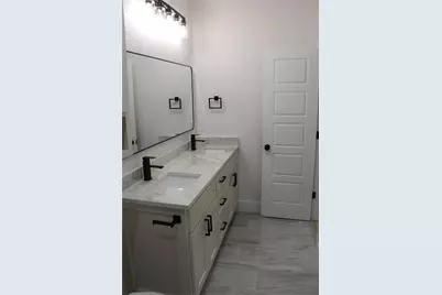 936 E Annie Street, Fort Worth, TX 76104 - Photo 27