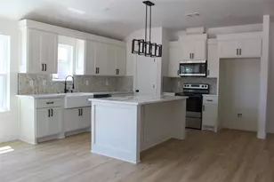 936 E Annie St, Fort Worth, TX 76104 - Photo 7