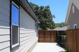 936 E Annie St, Fort Worth, TX 76104 - Photo 39