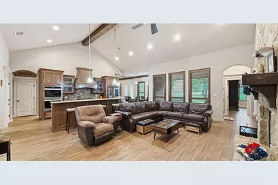 6404 Citation Court, Granbury, TX 76049 - Photo 11