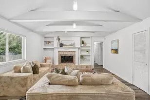 1224 Trailwood Dr, Hurst, TX 76053 - Photo 7