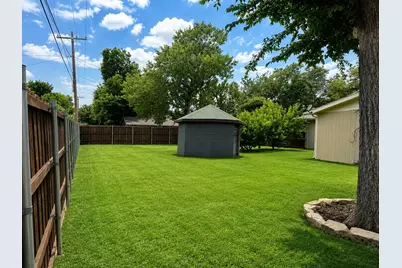 13706 Janwood Lane, Farmers Branch, TX 75234 - Photo 11