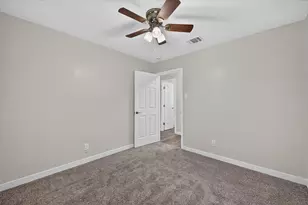 7516 S College Cir, North Richland Hills, TX 76180 - Photo 17