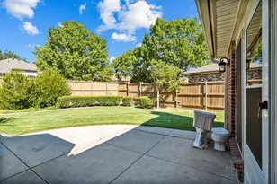 4219 Harvest Point Dr, Carrollton, TX 75010 - Photo 5