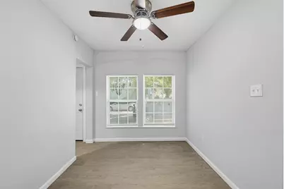 300 Emma Street, Fort Worth, TX 76111 - Photo 23