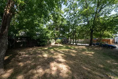 300 Emma Street, Fort Worth, TX 76111 - Photo 31