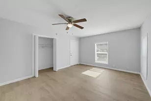 300 Emma St, Fort Worth, TX 76111 - Photo 5