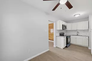300 Emma St, Fort Worth, TX 76111 - Photo 19
