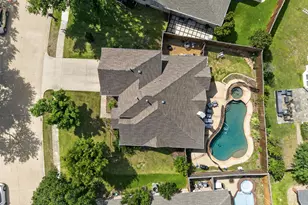 10115 Andre Dr, Irving, TX 75063 - Photo 33