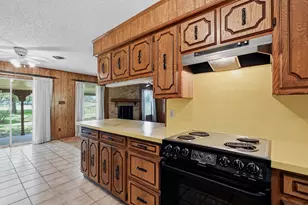 100 Mohican Trail, Lake Kiowa, TX 76240 - Photo 11