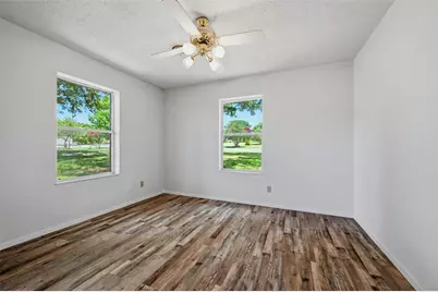 100 Mohican Trail, Lake Kiowa, TX 76240 - Photo 23
