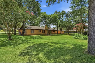 100 Mohican Trail, Lake Kiowa, TX 76240 - Photo 29