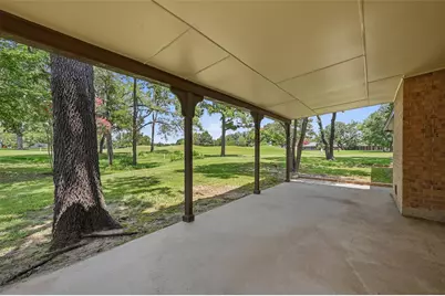 100 Mohican Trail, Lake Kiowa, TX 76240 - Photo 31