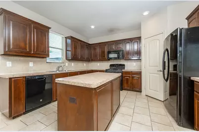 1104 Nora Lane, Denton, TX 76210 - Photo 15