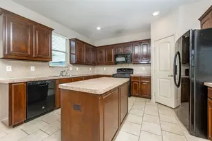 1104 Nora Ln, Denton, TX 76210 - Photo 15
