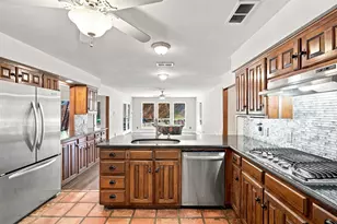 4307 Churchwood Dr, Arlington, TX 76016 - Photo 11