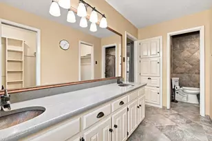 4307 Churchwood Dr, Arlington, TX 76016 - Photo 15
