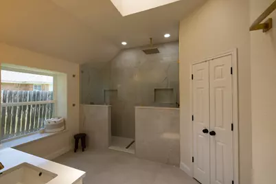612 Aqua Vista Drive, Granbury, TX 76049 - Photo 13