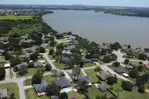 612 Aqua Vista Dr, Granbury, TX 76049 - Photo 35