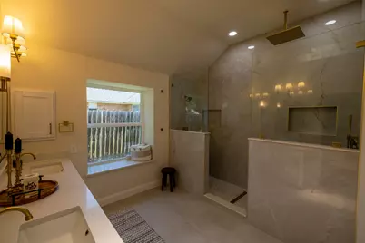 612 Aqua Vista Drive, Granbury, TX 76049 - Photo 15