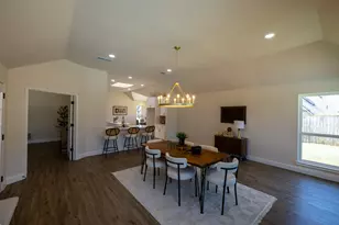 612 Aqua Vista Dr, Granbury, TX 76049 - Photo 5