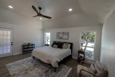 612 Aqua Vista Drive, Granbury, TX 76049 - Photo 11