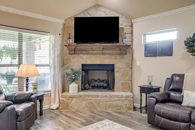 3207 Windcrest Drive, Granbury, TX 76049 - Photo 15