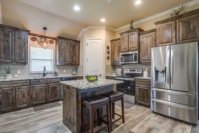 3207 Windcrest Drive, Granbury, TX 76049 - Photo 5