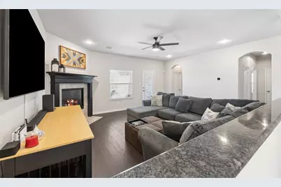 9012 Conroe Drive, Denton, TX 76226 - Photo 17