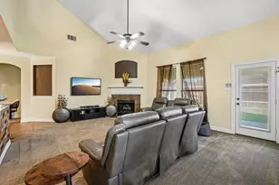 312 Parakeet Dr, Little Elm, TX 75068 - Photo 11