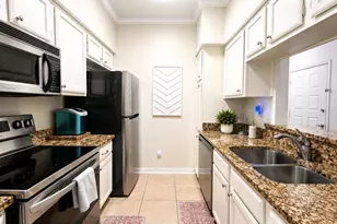 3257 Donnelly Cir, Fort Worth, TX 76107 - Photo 7