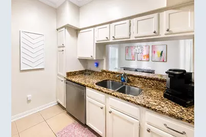 3257 Donnelly Circle #604, Fort Worth, TX 76107 - Photo 7