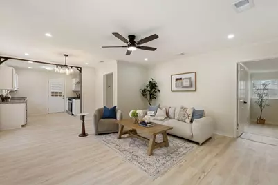 4121 Alamo Avenue, Fort Worth, TX 76107 - Photo 5
