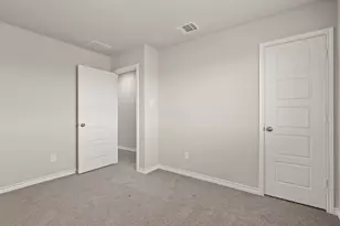 9229 Union Pacific Dr, Fort Worth, TX 76036 - Photo 11