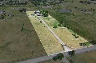 2561 Co Rd 248, Valley View, TX 76272 - Photo 5