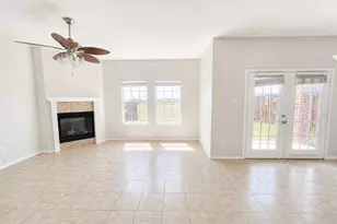 127 Castleridge Dr, Little Elm, TX 75068 - Photo 3