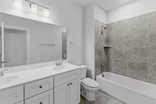 305 Evans Dr, Van Alstyne, TX 75495 - Photo 5