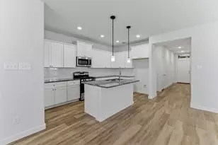 305 Evans Dr, Van Alstyne, TX 75495 - Photo 11