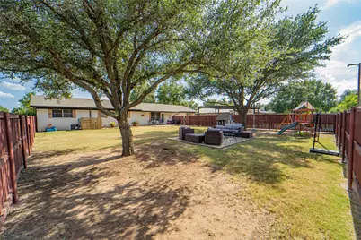 1400 Sycamore Street, Breckenridge, TX 76424 - Photo 27