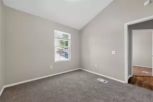 226 Cliff Height Cir, Dallas, TX 75241 - Photo 17
