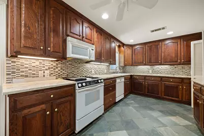 3881 Gaspar Drive, Dallas, TX 75220 - Photo 11