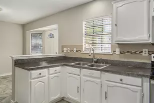 2541 Galemeadow Dr, Fort Worth, TX 76123 - Photo 9