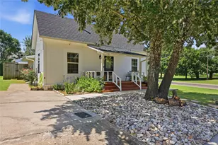 100 Buchanan St, Whitesboro, TX 76273 - Photo 1