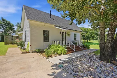 100 Buchanan Street, Whitesboro, TX 76273 - Photo 5