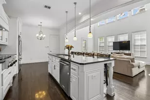1022 Shadyside Ln, Dallas, TX 75223 - Photo 13