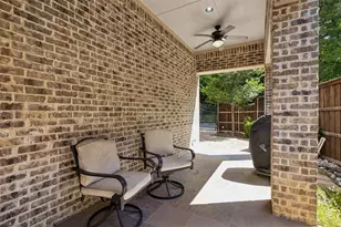 1022 Shadyside Ln, Dallas, TX 75223 - Photo 37