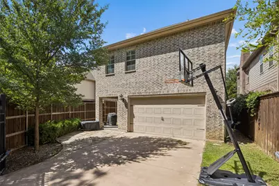 1022 Shadyside Lane, Dallas, TX 75223 - Photo 39