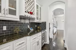 1022 Shadyside Ln, Dallas, TX 75223 - Photo 15