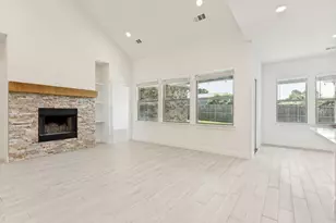 120 Rosemary Dr, Azle, TX 76020 - Photo 7