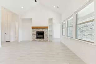 120 Rosemary Dr, Azle, TX 76020 - Photo 5